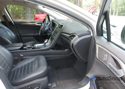 2013 Ford Fusion Se Hybrid from USA, damaged, VIN 3FA6P0LU8DR101657